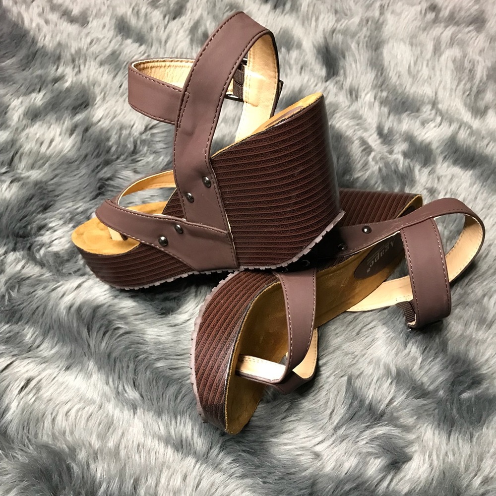 Brown Wedge sandals sz 8
